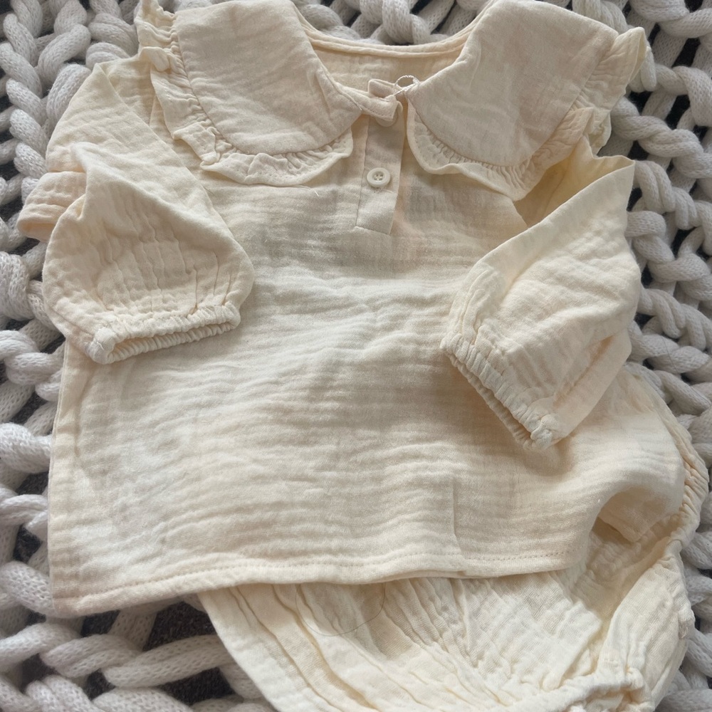 Baby clothes nwot